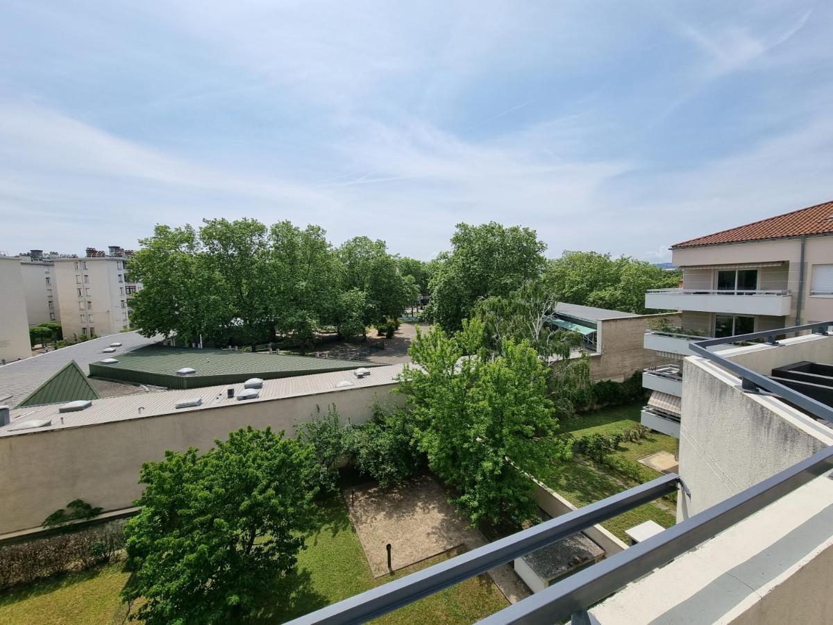 Bngo I Immense Rooftop Lyon I 2 Chambres, 4 Places Parkings, 2 Immenses Terrasses, 8 Personnes Екстериор снимка