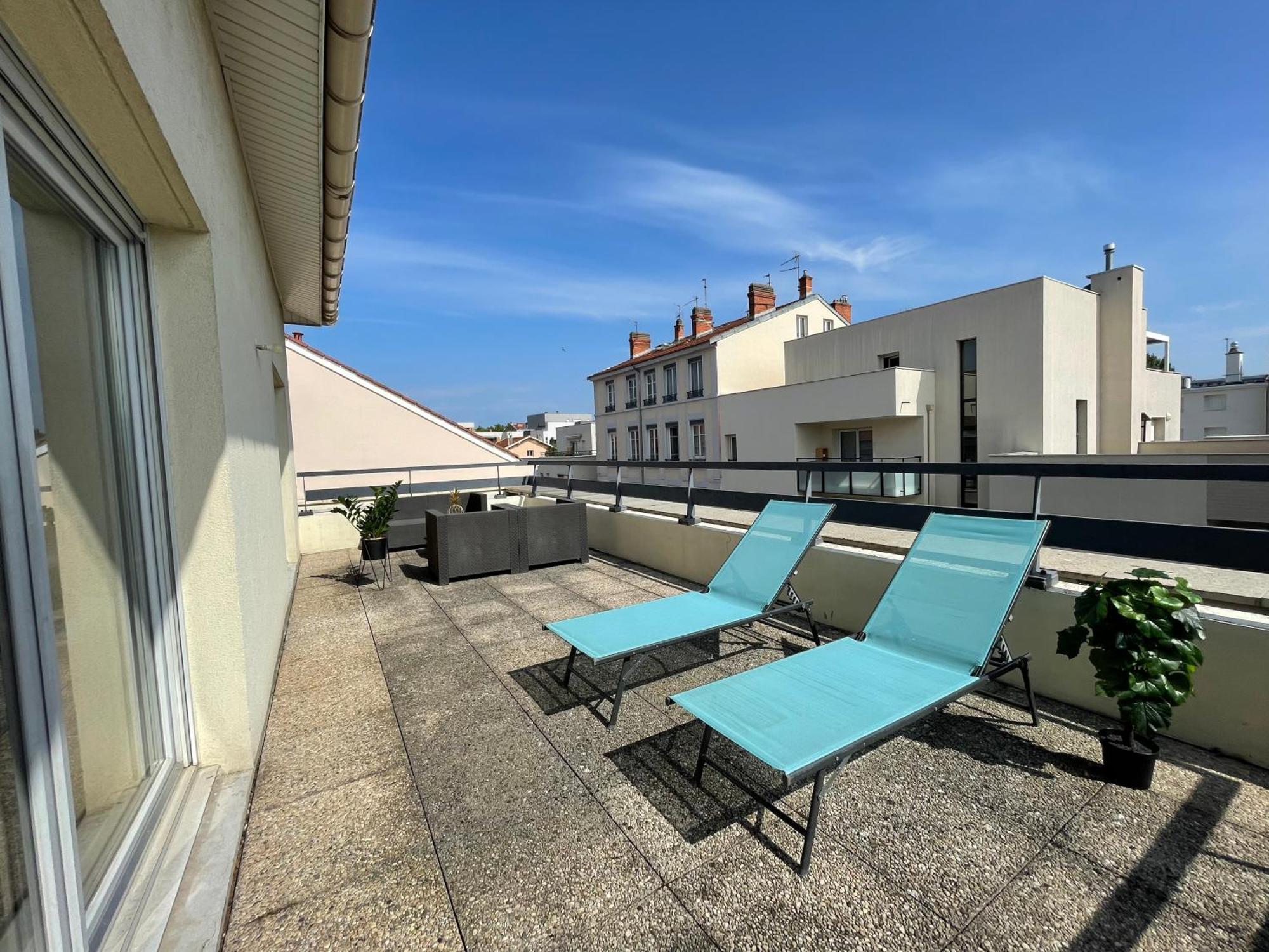 Bngo I Immense Rooftop Lyon I 2 Chambres, 4 Places Parkings, 2 Immenses Terrasses, 8 Personnes Екстериор снимка