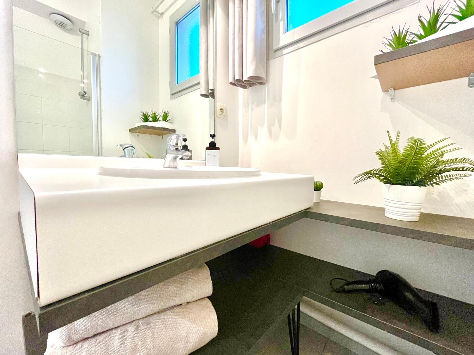 Bngo I Immense Rooftop Lyon I 2 Chambres, 4 Places Parkings, 2 Immenses Terrasses, 8 Personnes Екстериор снимка