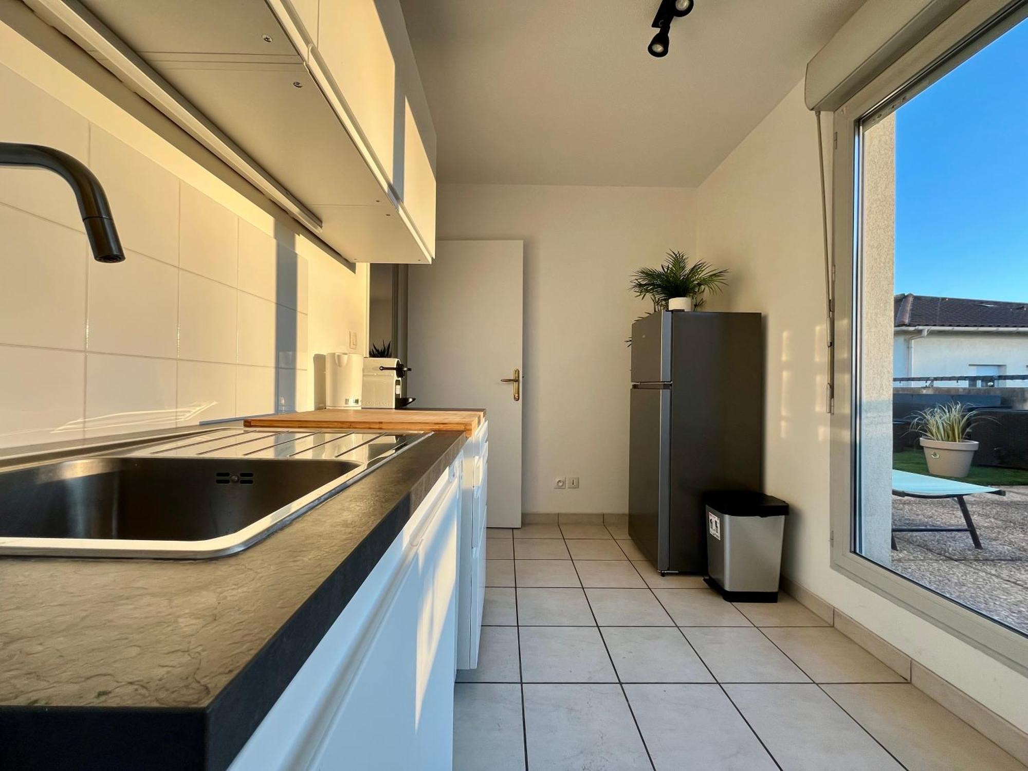 Bngo I Immense Rooftop Lyon I 2 Chambres, 4 Places Parkings, 2 Immenses Terrasses, 8 Personnes Екстериор снимка
