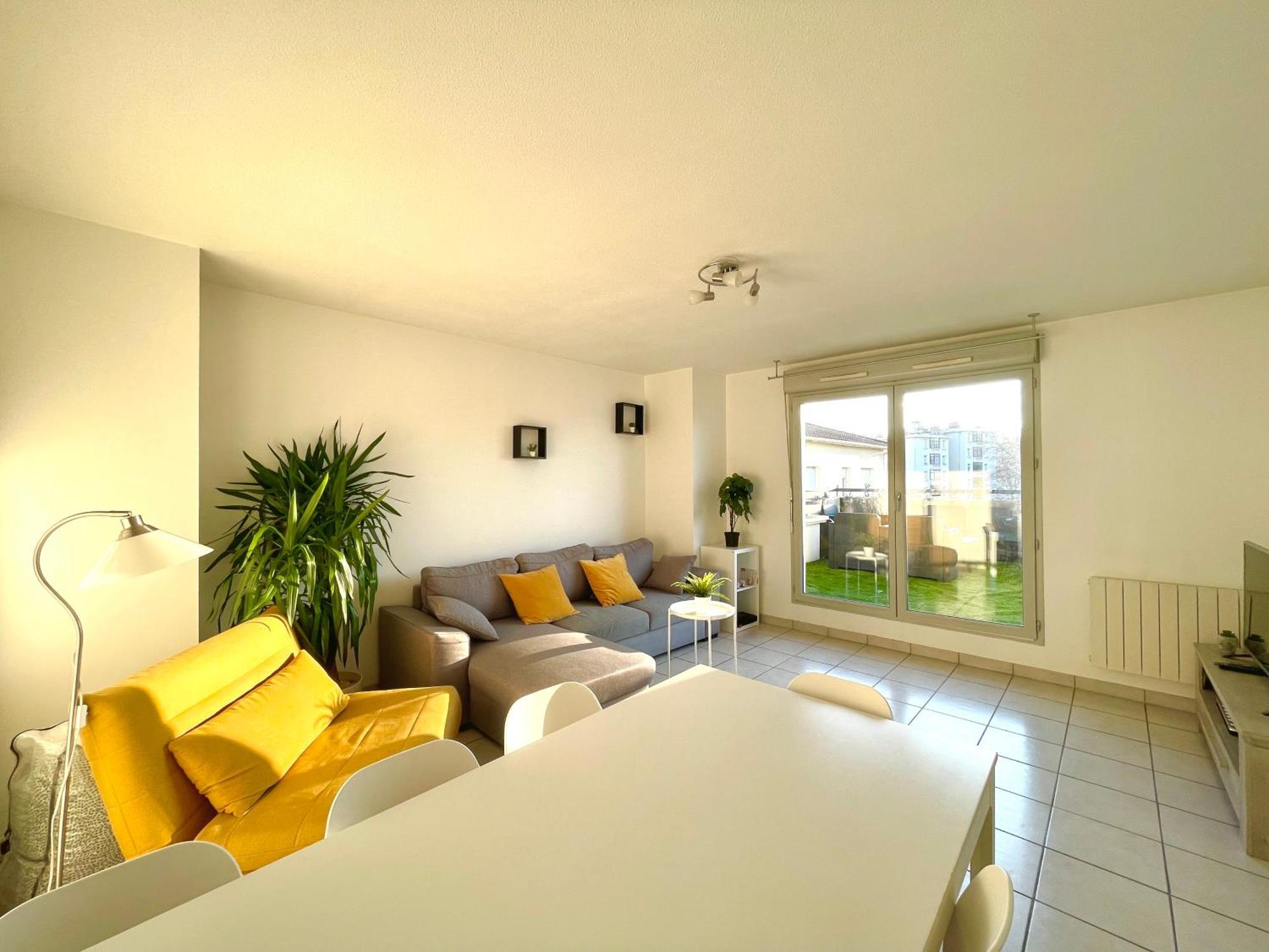 Bngo I Immense Rooftop Lyon I 2 Chambres, 4 Places Parkings, 2 Immenses Terrasses, 8 Personnes Екстериор снимка