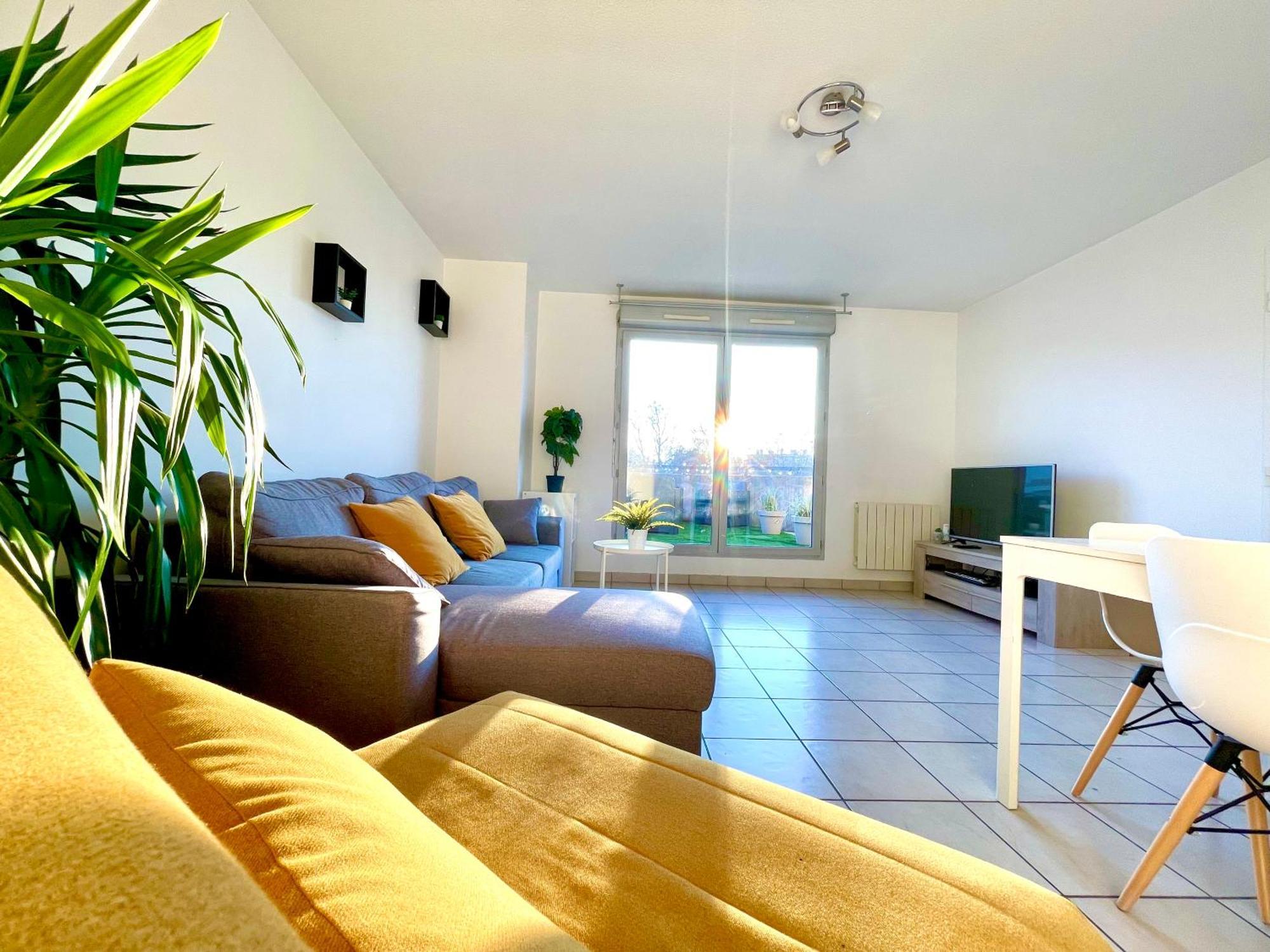 Bngo I Immense Rooftop Lyon I 2 Chambres, 4 Places Parkings, 2 Immenses Terrasses, 8 Personnes Екстериор снимка